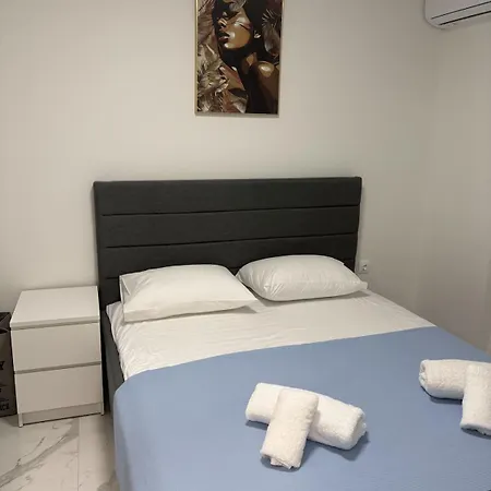 Apartament Ellenas Sea Side Luxury Seafront *